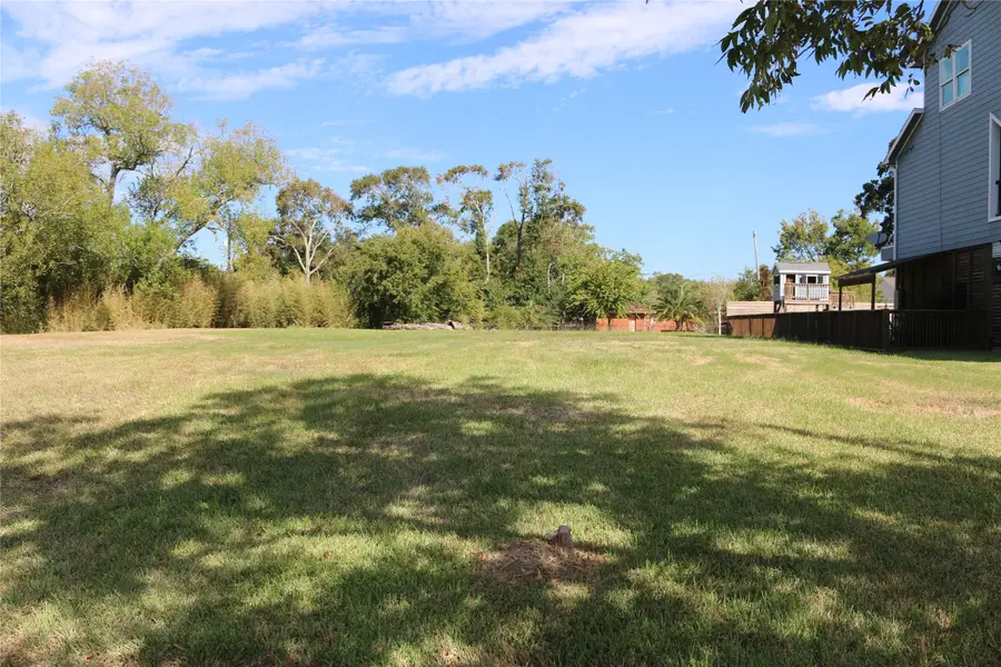 518 E Meyer Road, Seabrook, TX 77586 - #2