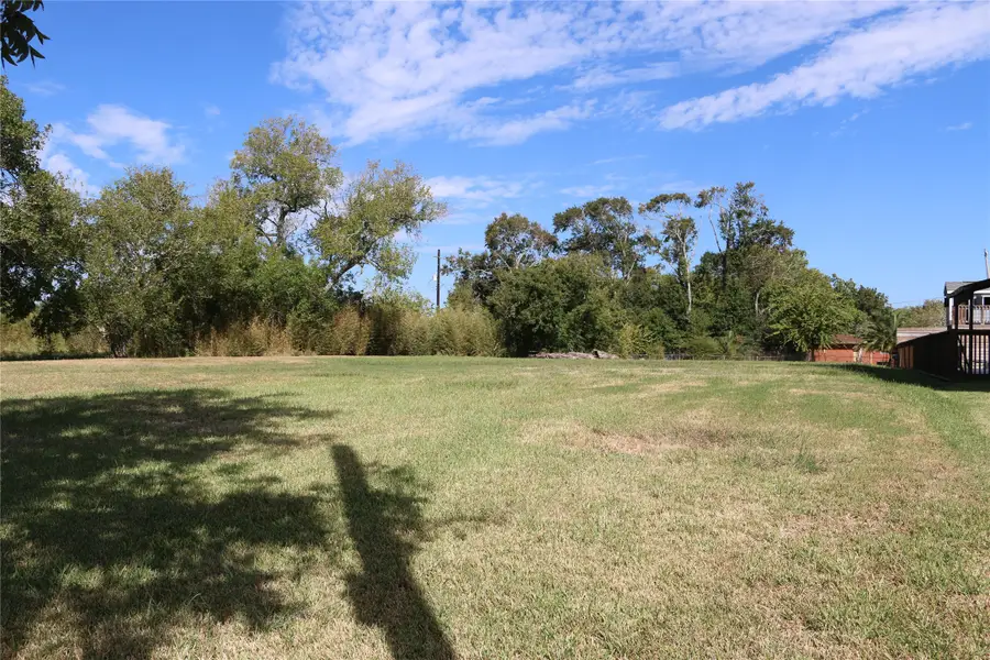 518 E Meyer Road, Seabrook, TX 77586 - #3