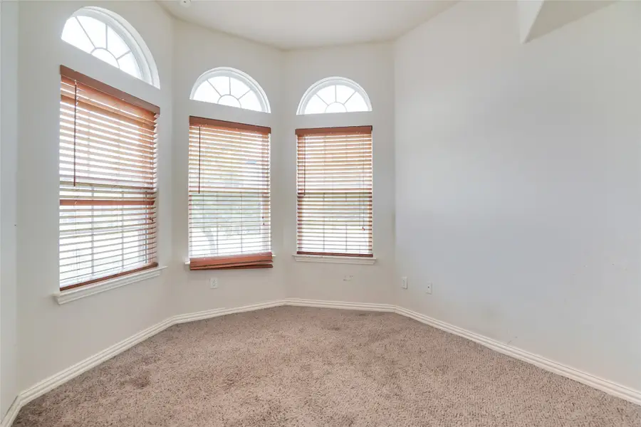 401 Carol Drive, Hutto, TX 78634 - Image #3