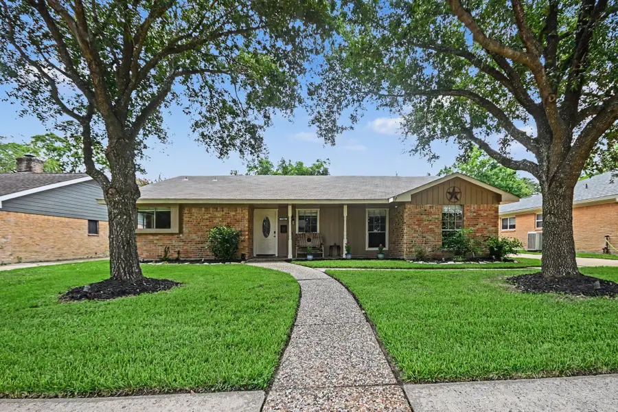 722 Seaway Drive, Seabrook, TX 77586 - #2