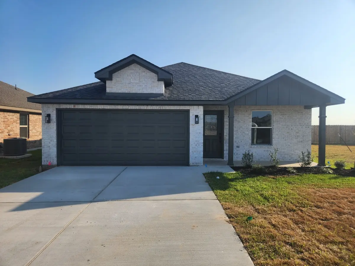 8009 Candor, Navasota, TX 77868 - Image #1