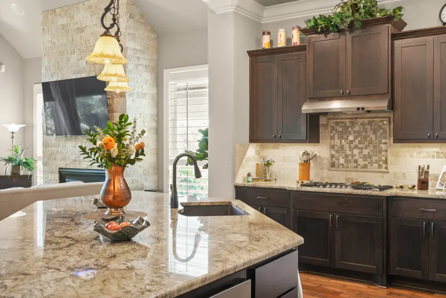 4815 Fairford Drive, Sugar Land, TX 77479 - Image #3