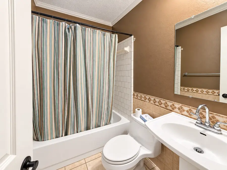 3730 Somerton Drive, La Porte, TX 77571 - #3