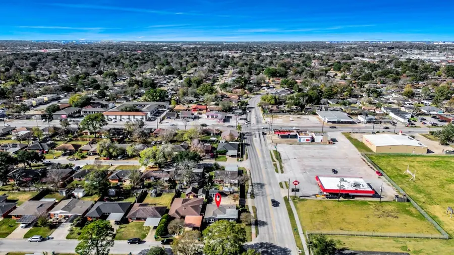 2102 Dewberry Lane, Pasadena, TX 77502 - #2