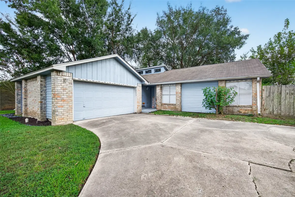 8623 Quail Hills Drive, Stafford Missouri City, TX 77489 - #1