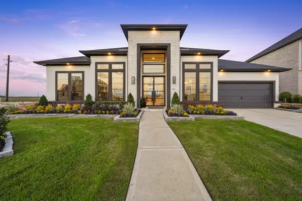 5033 Wildtree Creek South, Magnolia, TX 77316