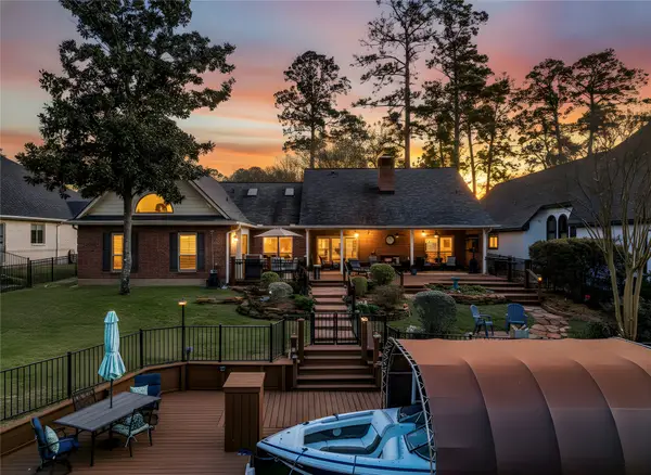 3127 Hemingway Drive, Montgomery, TX 77356