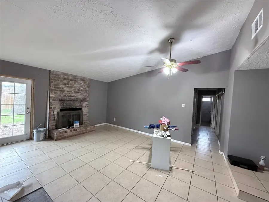 7646 Winkle Wood Lane, Houston, TX 77086 - Image #3