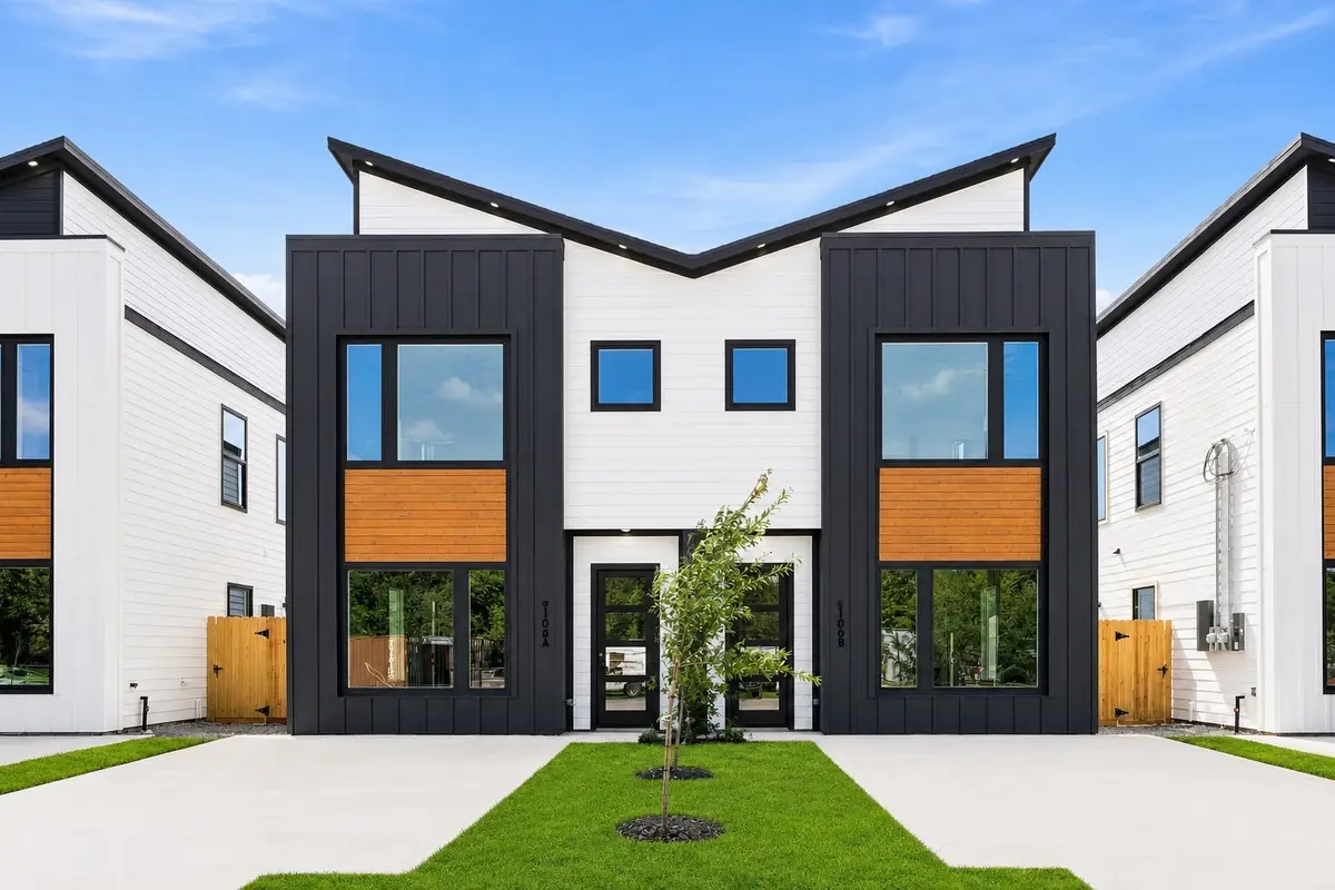 9106 Coffee Street #A-B, Houston, TX 77033 - #1