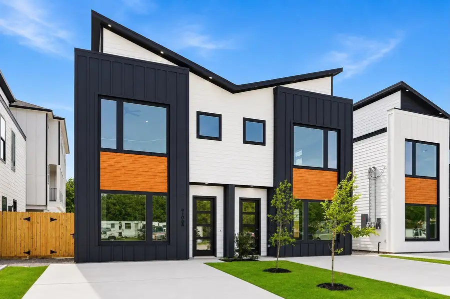 9106 Coffee Street #A-B, Houston, TX 77033 - #2