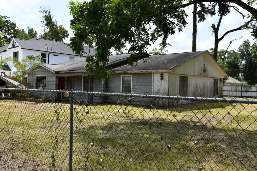 8206 Sterlingshire Street, Houston, TX 77078 - #3