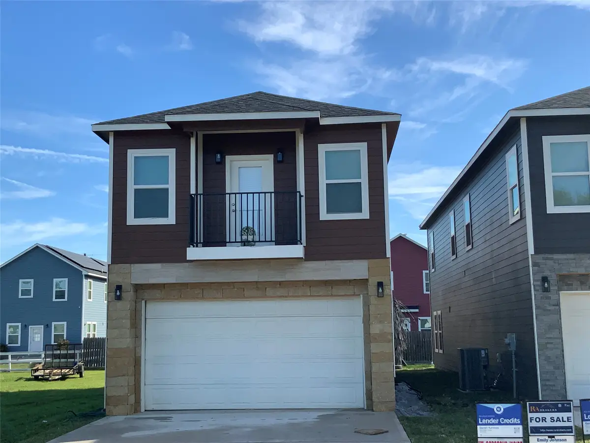 215 S 7 Th Street S, Beasley, TX 77417 - #1