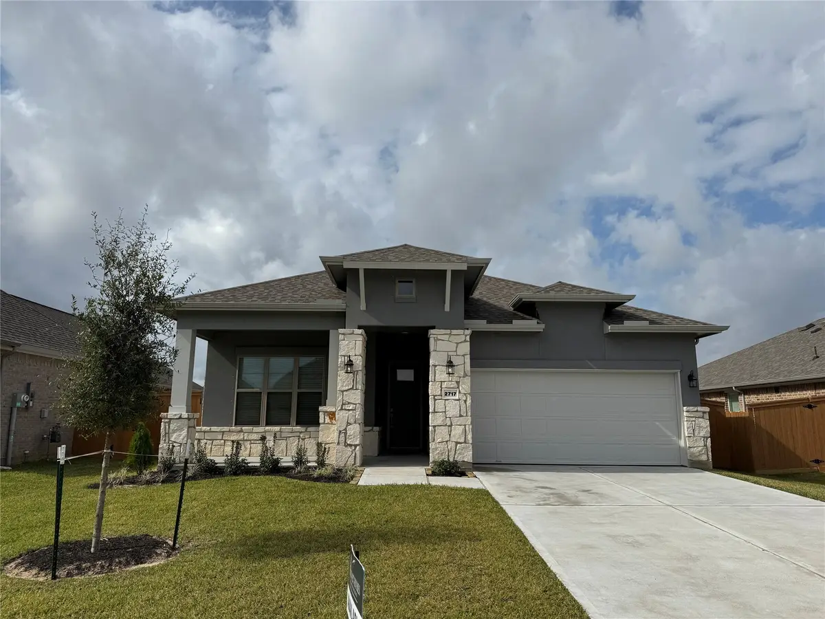 2717 Mackinac Bay Drive, Texas City, TX 77568 - Image #1