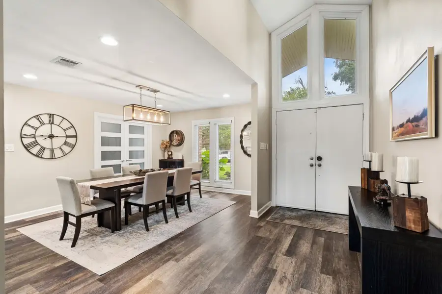 10735 Cedar Creek Drive, Houston, TX 77042 - #2