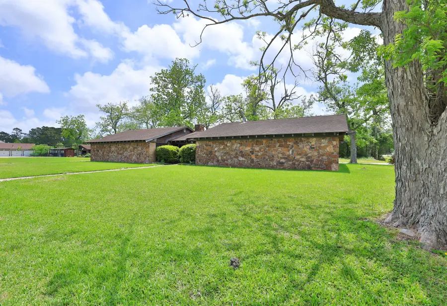 7807 Pecan Forest Lane, Baytown, TX 77521 - #2