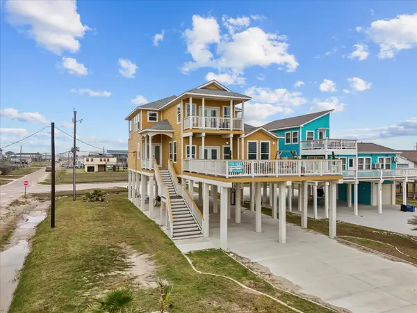 1018 Seashell Drive, Surfside Beach, TX 77541