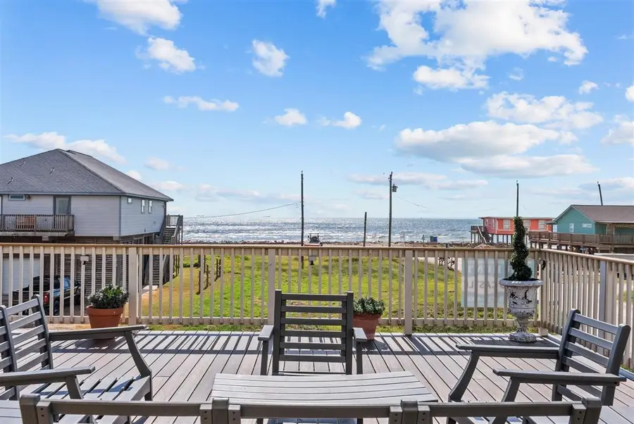 1018 Seashell Drive, Surfside Beach, TX 77541 - Image #3