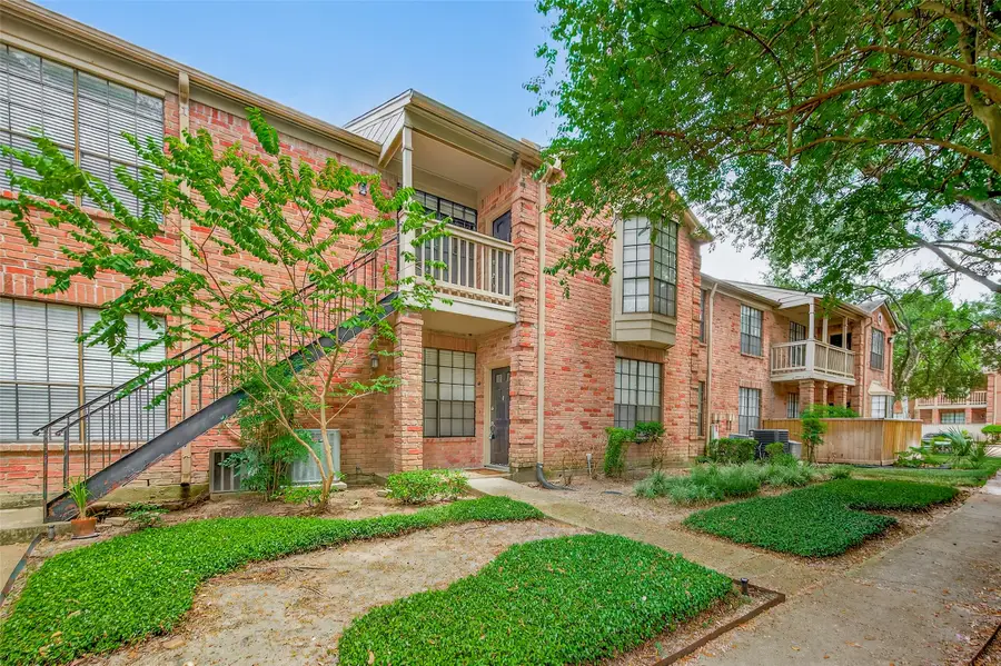 2255 Braeswood Park Drive #331, Houston, TX 77030 - Image #2