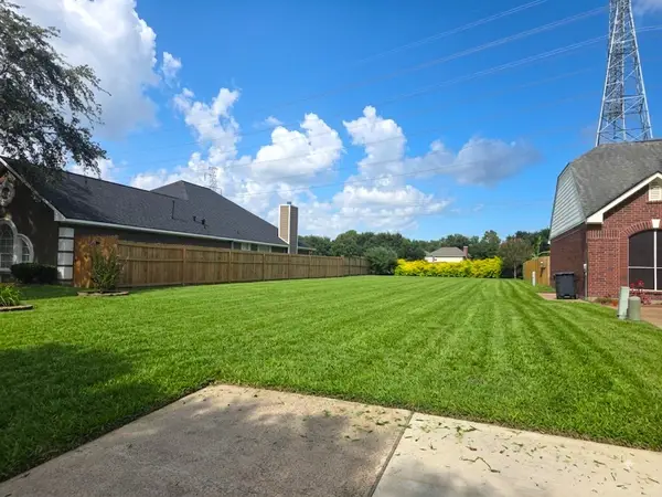 319 Power Court, Sugar Land, TX 77478