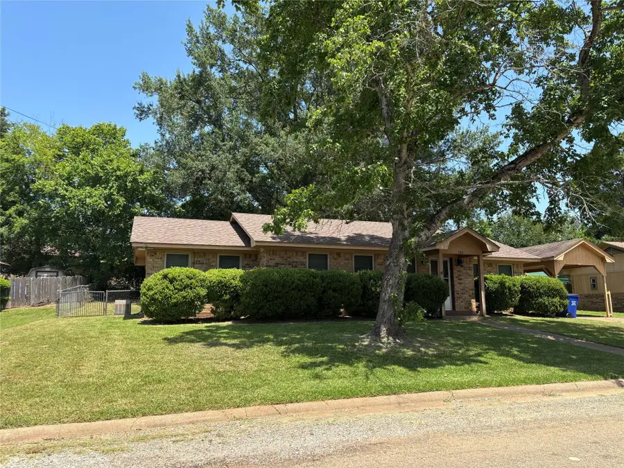 206 Valley Lane, Crockett, TX 75835 - Image #3