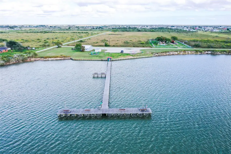 577 E Red Snapper Drive, Palacios, TX 77465 - Image #2