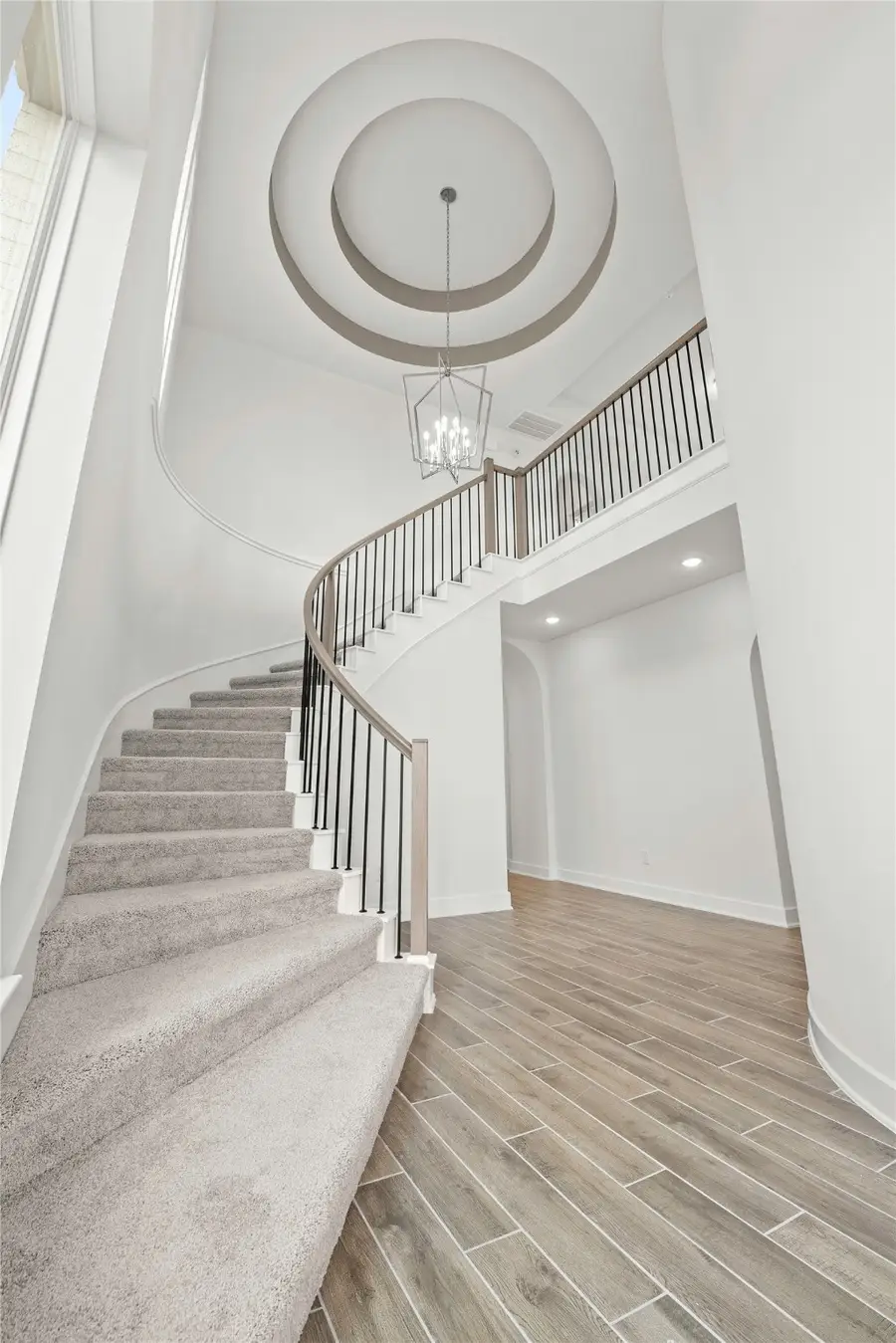 26513 Skylight Brook Court, Montgomery, TX 77316 - Image #2