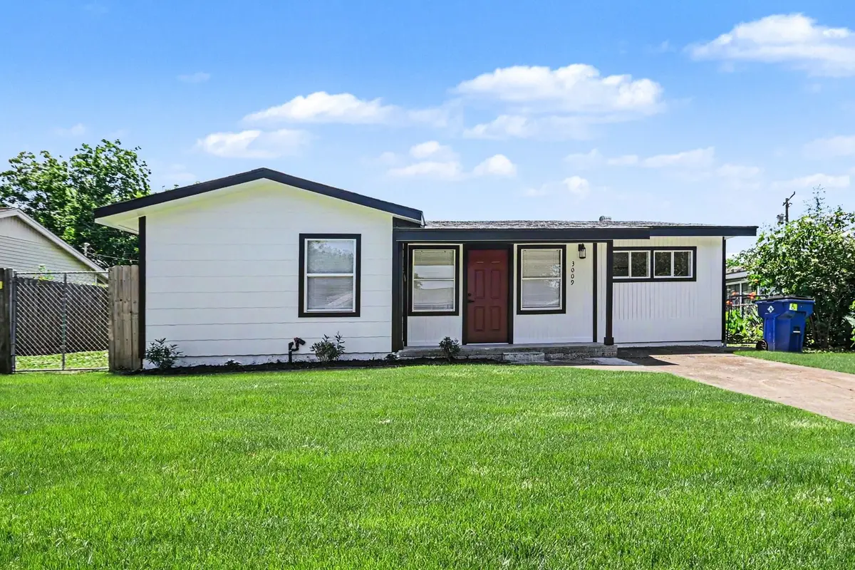 3009 Rust Avenue, Texas City, TX 77590 - #1