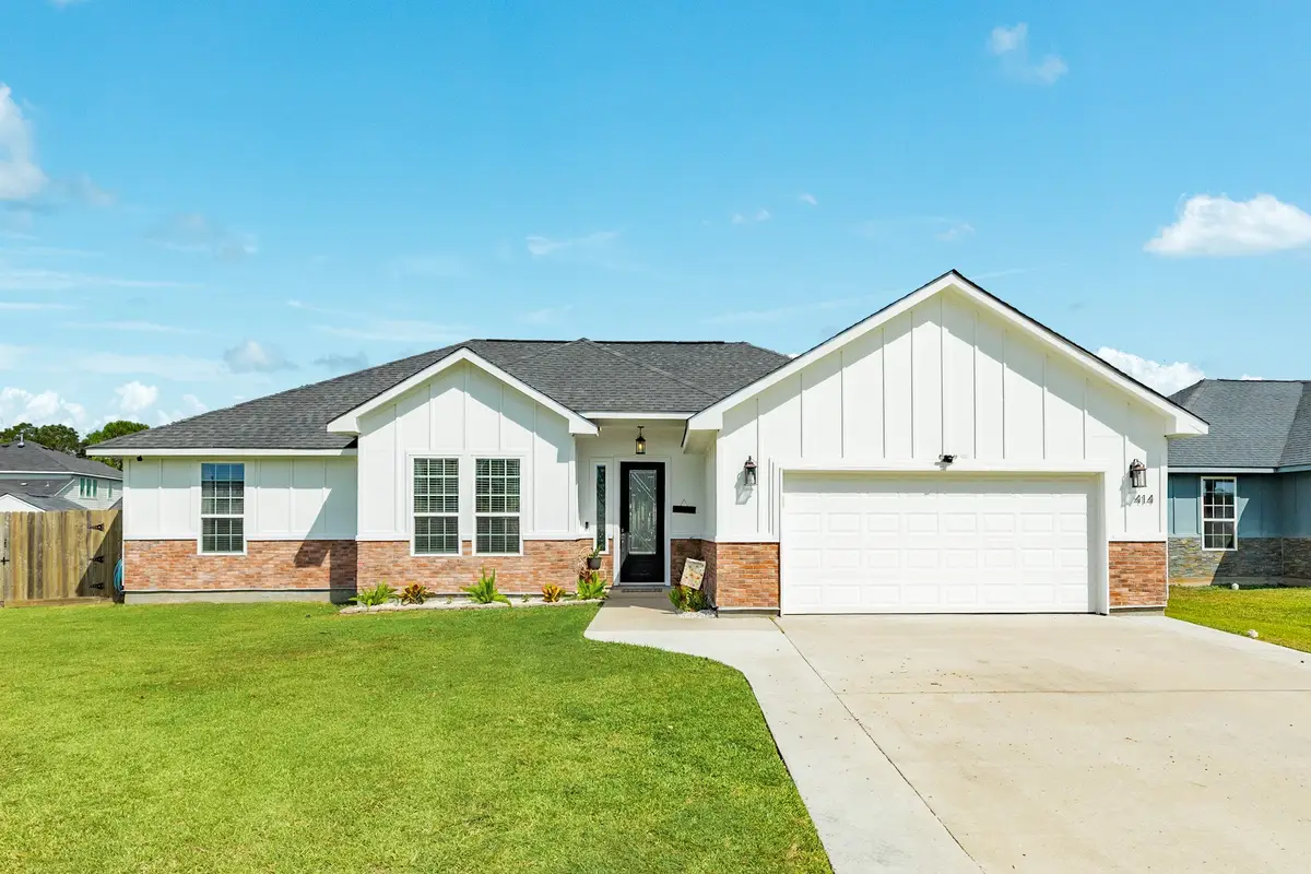 414 Burning Tree Lane, West Columbia, TX 77486 - #1