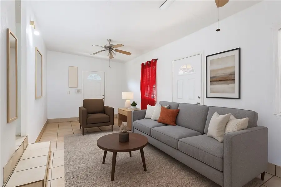 1301 S Walker Street, Belton, TX 76513 - Image #2