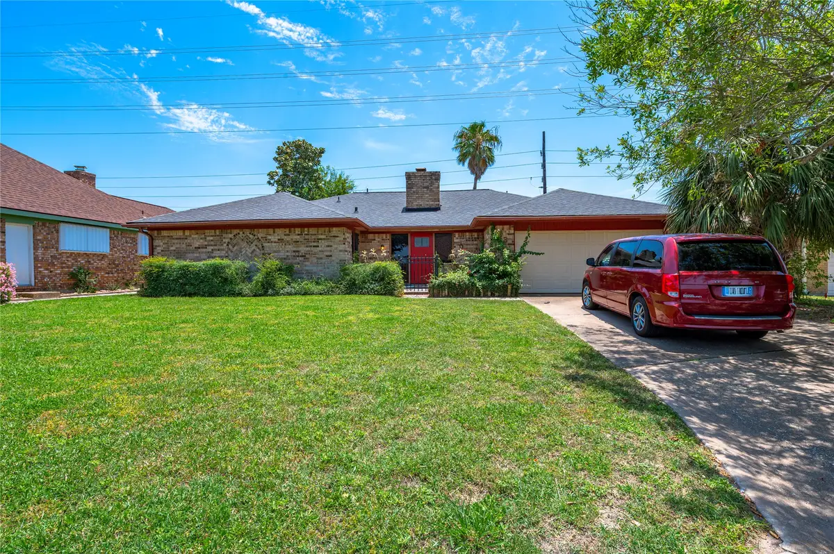 43 Quintana Drive, Galveston, TX 77554 - #1