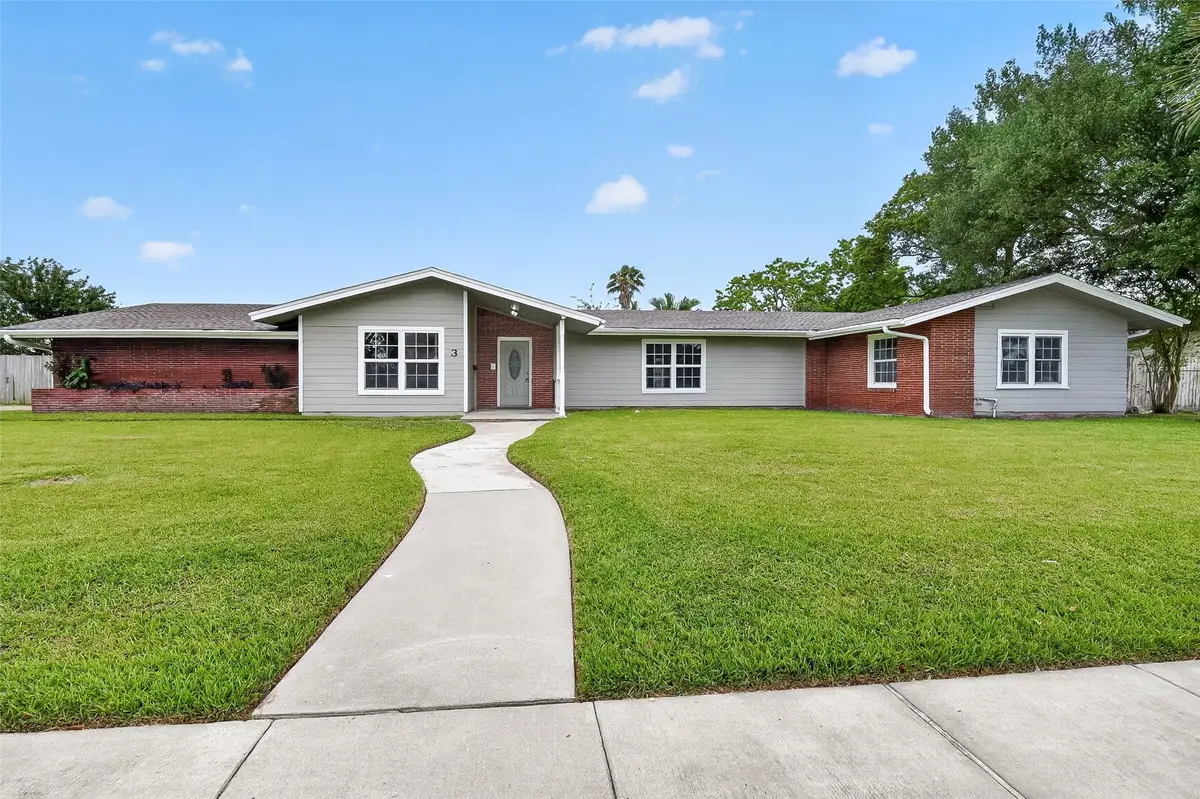 3 20th Avenue N, Texas City, TX 77590 - #1