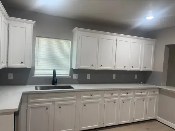 115 S Blackwell Street, Pasadena, TX 77506