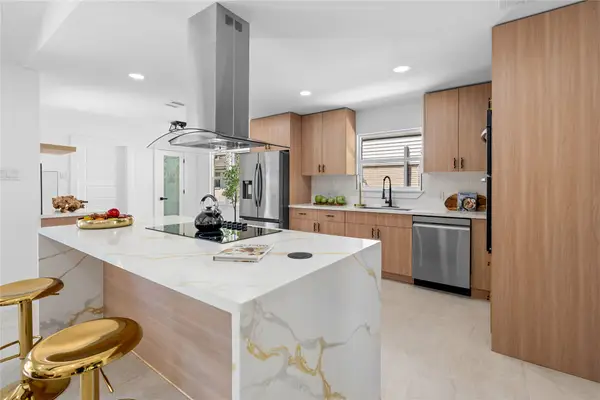 5751 Jason Street, Houston, TX 77096