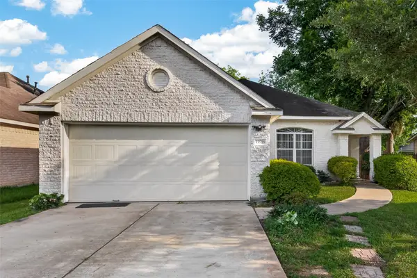 11916 Palmsprings Drive, Houston, TX 77034