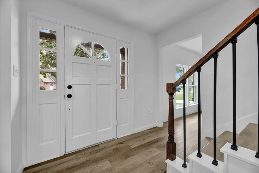 2726 Stetson Lane, Houston, TX 77043 - Image #3