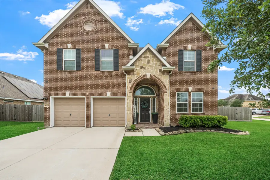 4002 Longwood Drive, Monterey Belvieu, TX 77523 - #2