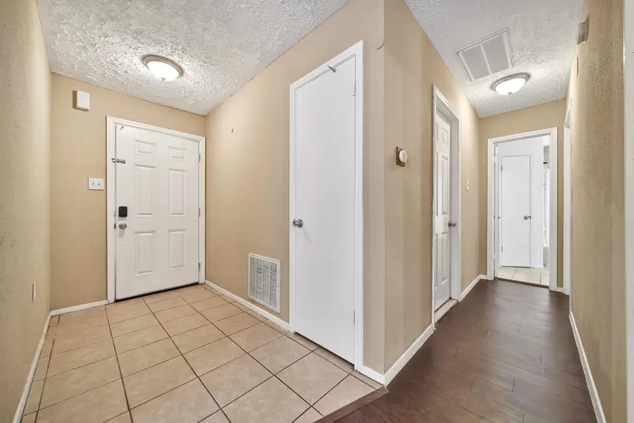 16802 Rippling Mill Drive, Sugar Land, TX 77498 - Image #2