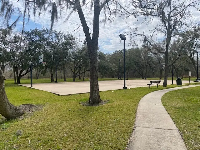 33235 Amberjack Drive, Richwood, TX 77515 - Image #3