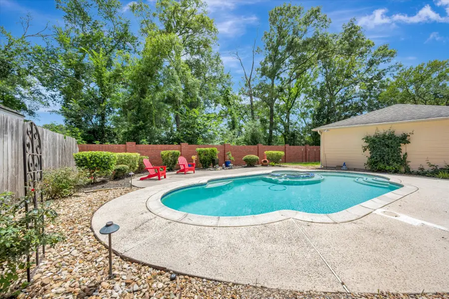 4306 Island Hills Drive, Pasadena, TX 77059 - #2