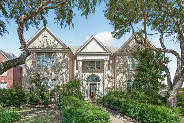 4206 Clearwater Court S, Missouri City, TX 77459