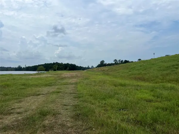 508 County Road 318, Cleveland, TX 77327