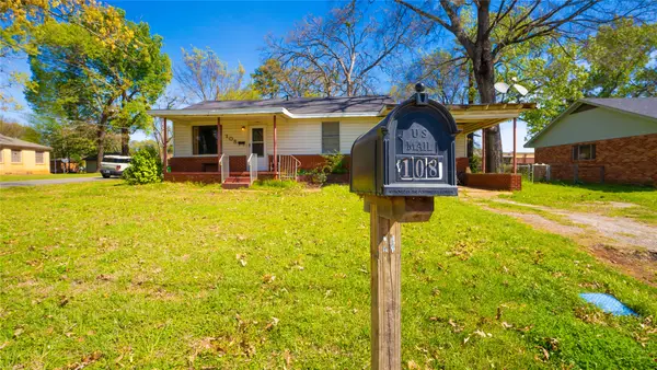 108 7th Street, Palestine, TX 75803