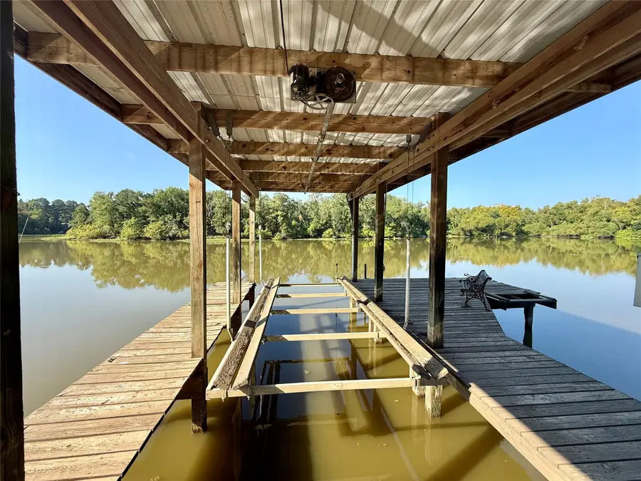 441 Shoreline Drive, Huntsville, TX 77320 - Image #3