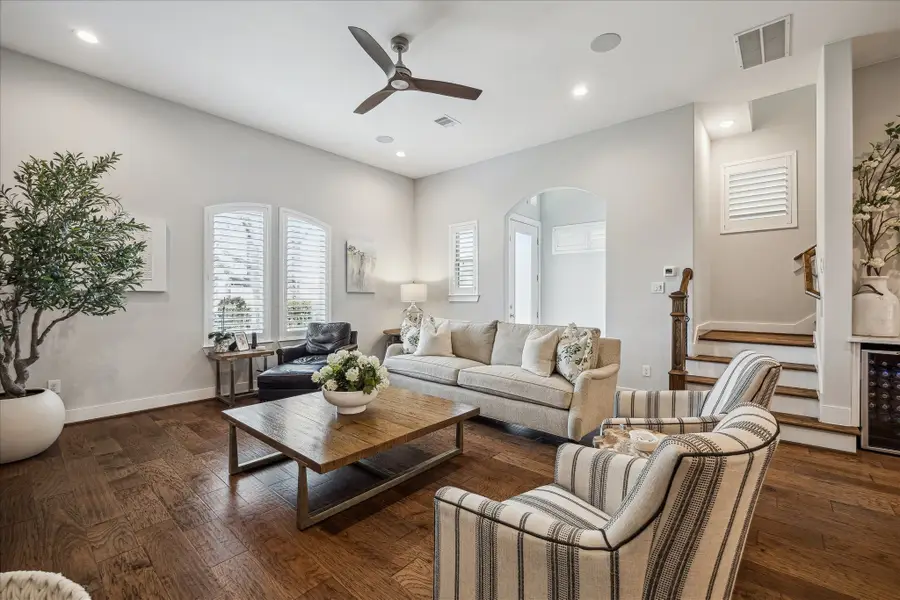 3710 Swayze Ct, Houston, TX 77018 - #3