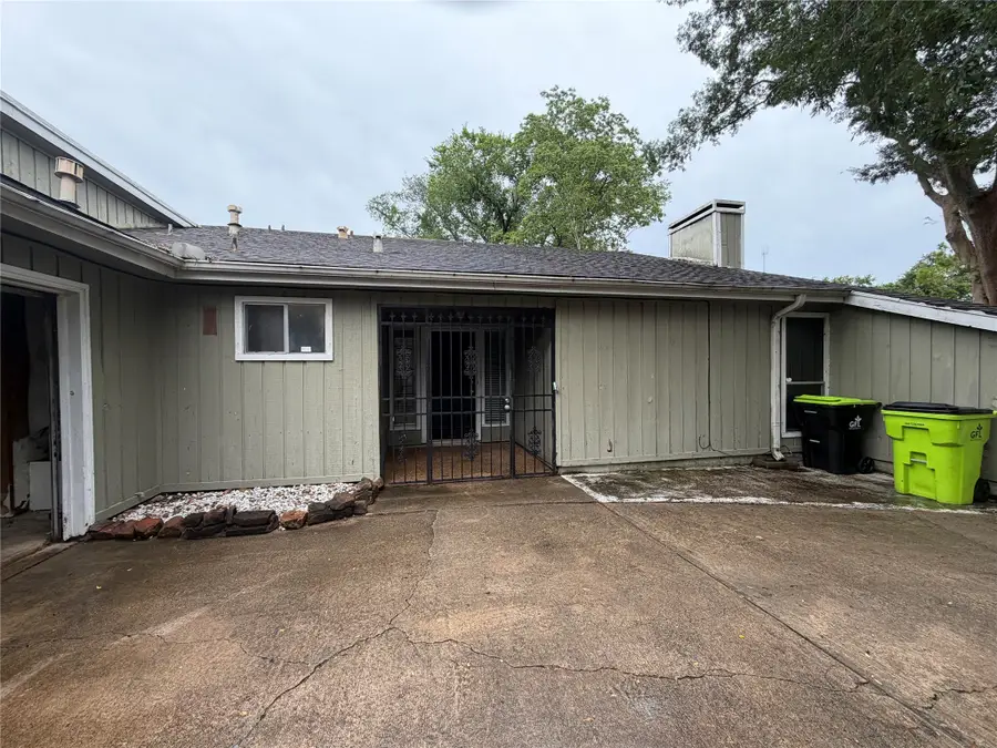 1826 Hilton Head Drive, Missouri City, TX 77459 - #2