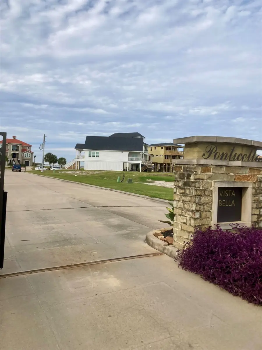 710 Vista Bella, Galveston, TX 77554 - Image #3