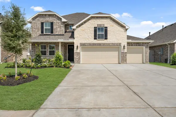 4106 Golden Bird Landing Court, League City, TX 77573