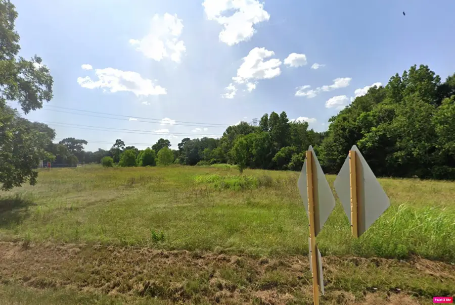 1323 E Huffsmith Road, Tomball, TX 77375 - Image #2