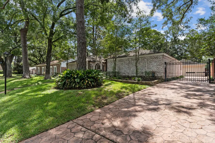 10007 Cedar Creek Drive, Houston, TX 77042 - #3