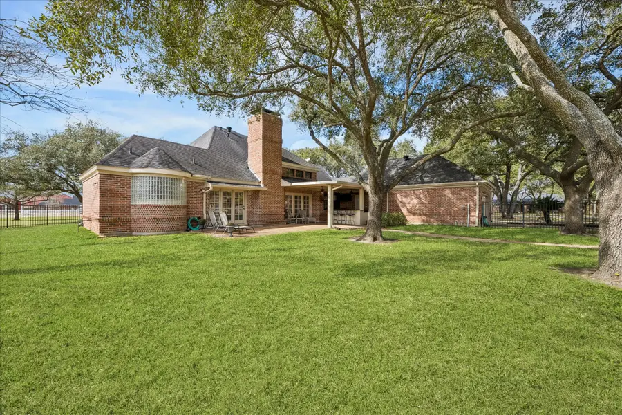 2531 Lazy Bend Street, Pearland, TX 77581 - #3